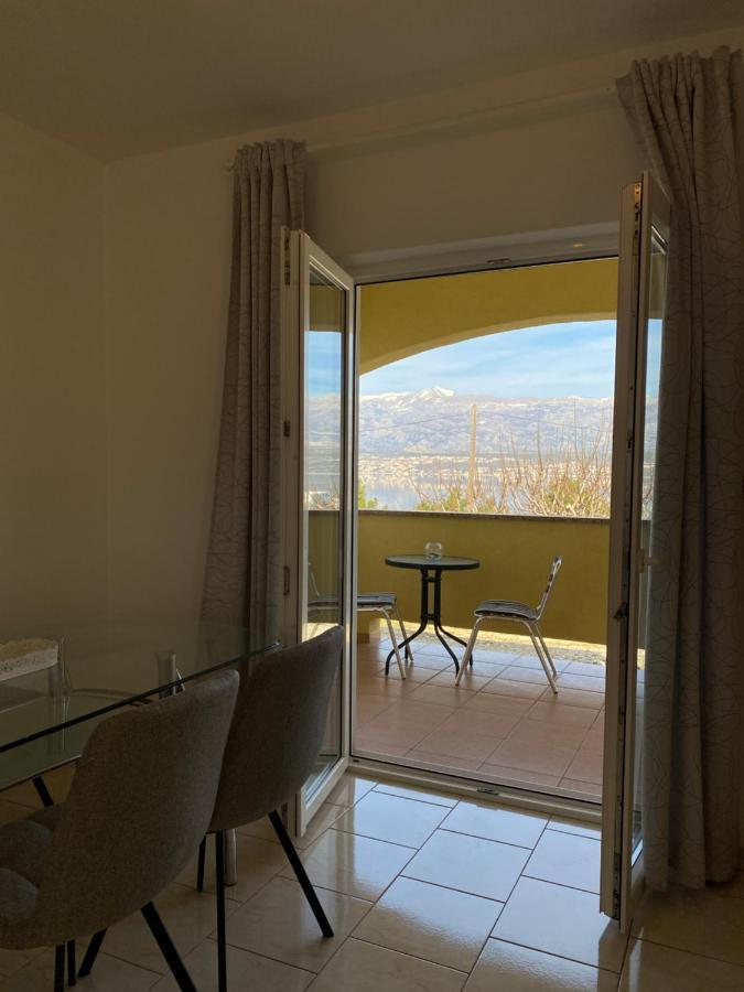 Apartments Mikecin Novigrad  ภายนอก รูปภาพ