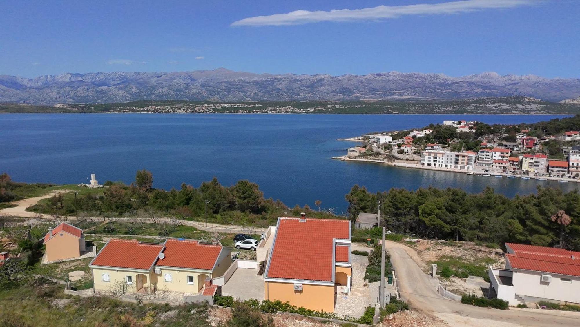 Apartments Mikecin Novigrad  ภายนอก รูปภาพ